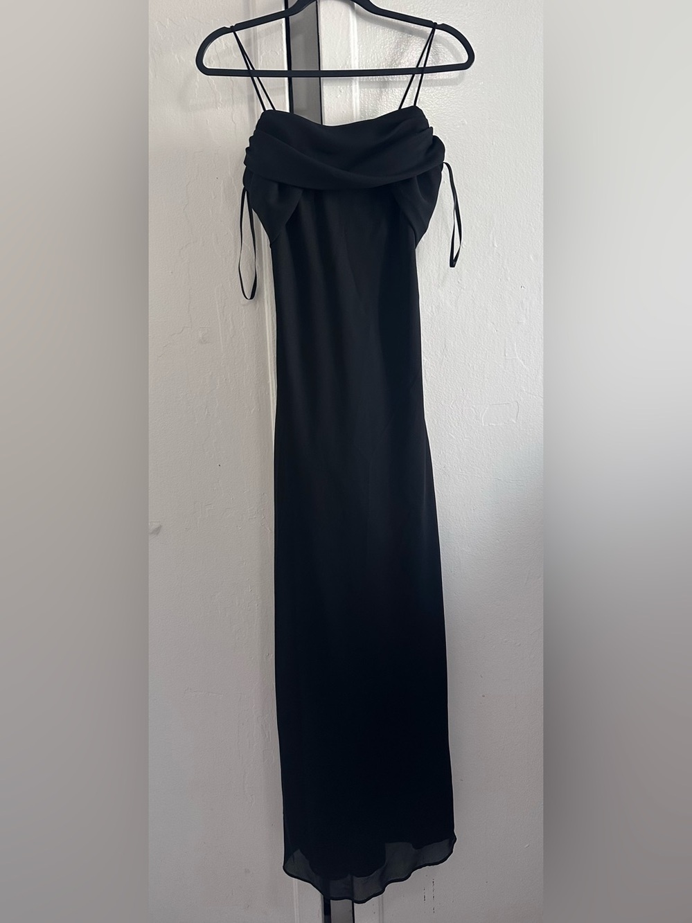 Betsy & Adam Black Spaghetti Straps Chiffon Full Length Gown Dress